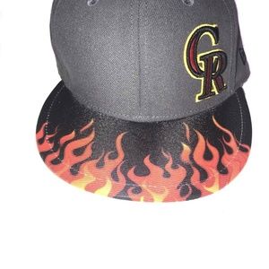 Colorado Rockie Flames Size 71/8 Gray Black Hat